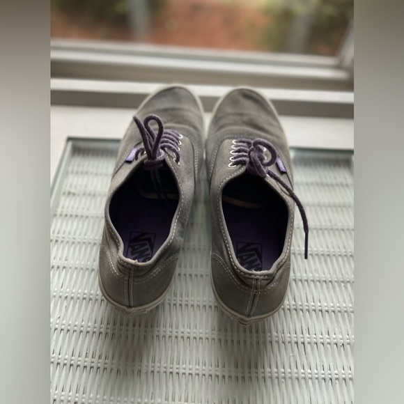 Women vans size 10 - Picture 10 of 11